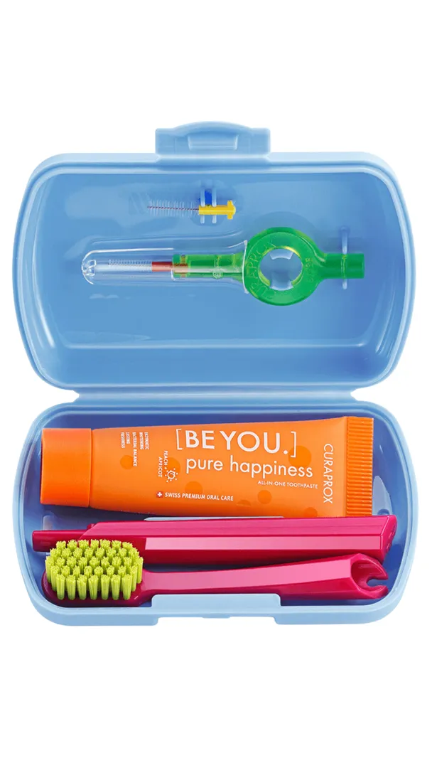 Kit Viagem Curaprox Travel Set com Escova CS 5460 2